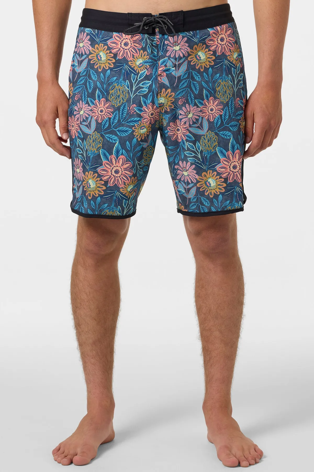 Mid Length^O'Neill Cruzer Scallop 18" Boardshorts - | multi clr
