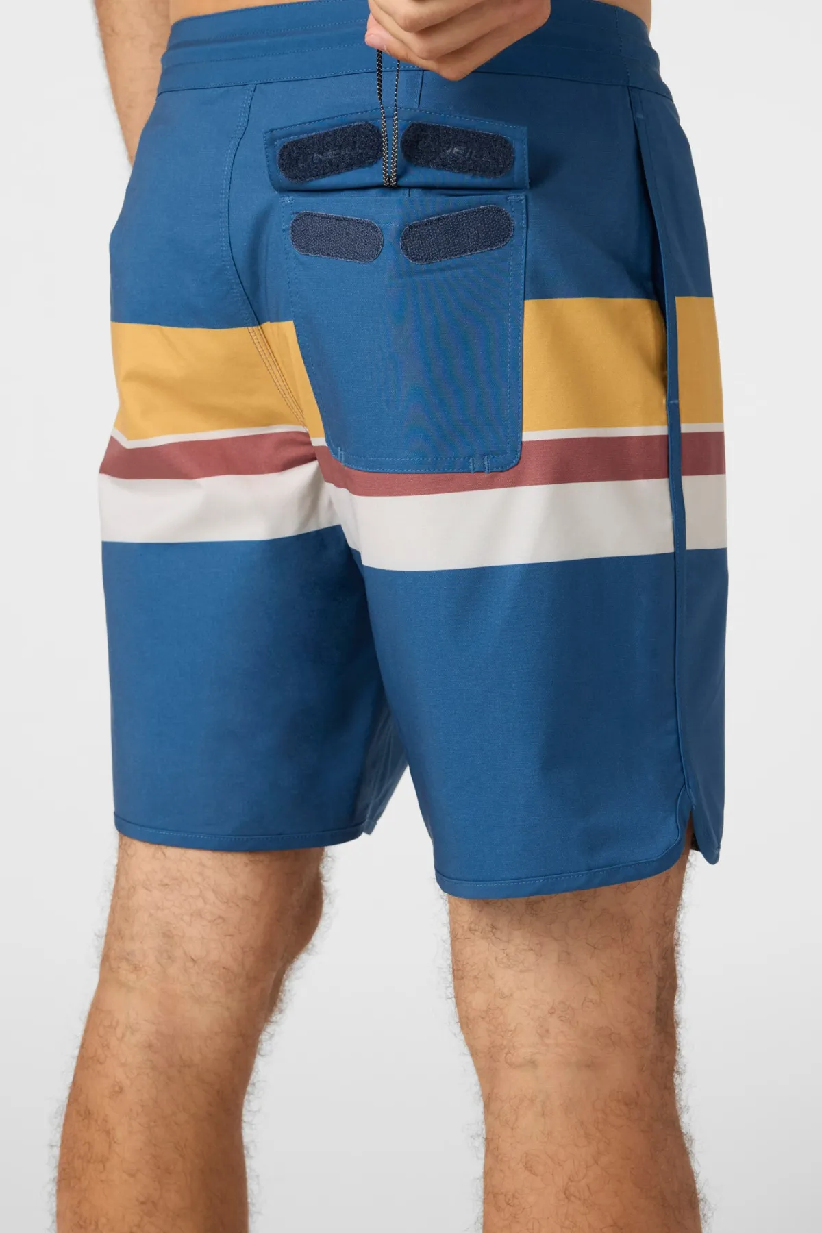 Short Length^O'Neill Cruzer Stripe Scallop 18" Boardshorts - | indigo