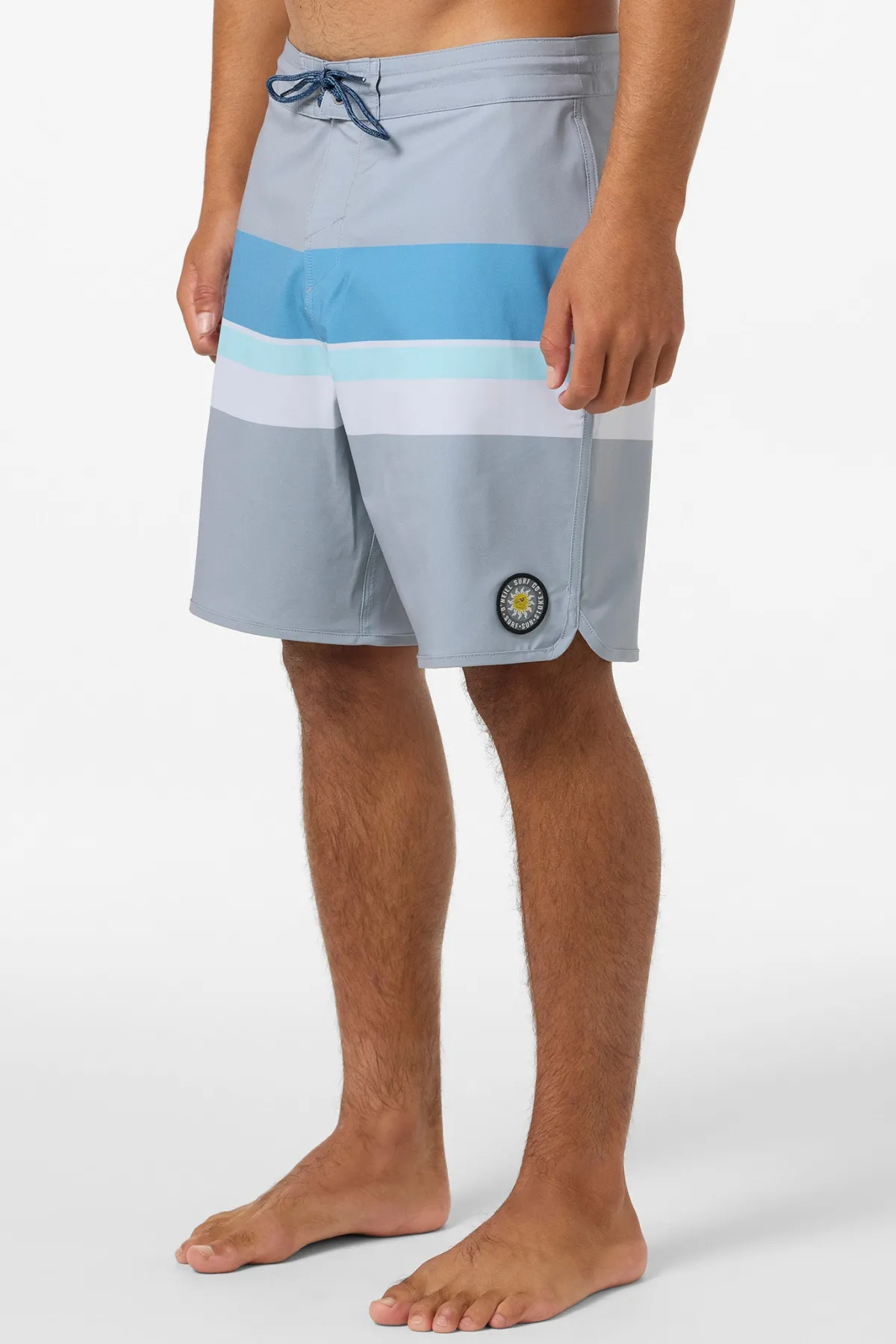 Mid Length^O'Neill Cruzer Stripe Scallop 18" Boardshorts - | lght gry2