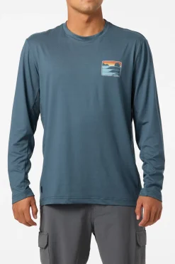 New Arrivals^O'Neill Dawn UPF Long Sleeve Tee Standard Fit Long Sleeve Tee dark slate
