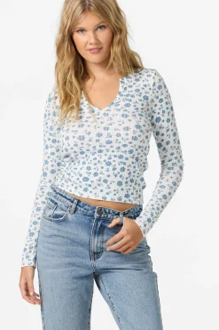 Tops^O'Neill Gaia Primrose Long Sleeve Top winter white