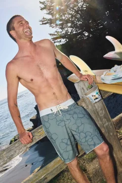Performance|Best Sellers^O'Neill Hyperfreak Mysto Scallop 19" Boardshorts mulled basil