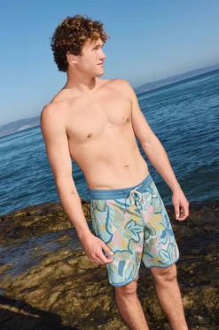 Performance|O'Riginals Collection^O'Neill O'Riginals Print Scallop 18" Boardshorts blue fusion