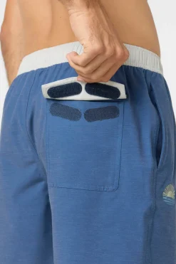 Short Length^O'Neill O'Riginals Solid Scallop Volley 16