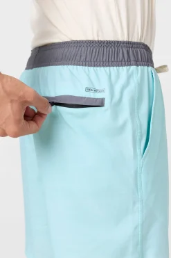 Shorts^O'Neill Perform Light Lined Elastic Waist 17