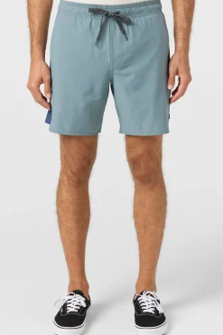 Shorts^O'Neill Perform Light Tech Panel Lined Elastic Waist 17" Hybrid Shorts - | trooper