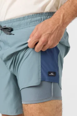 Shorts^O'Neill Perform Light Tech Panel Lined Elastic Waist 17