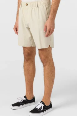 Shorts^O'Neill Reserve Light Check Scallop Elastic Waist 18
