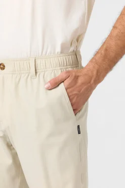 Shorts^O'Neill Reserve Light Check Scallop Elastic Waist 18
