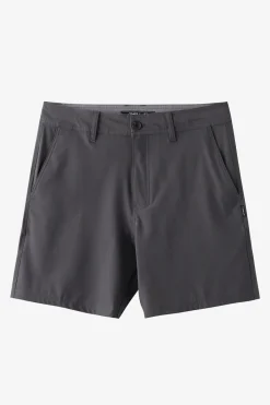 Shorts^O'Neill Reserve Solid 17" Hybrid Shorts - | graphite
