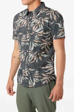 Shirts & Flannels^O'Neill Terrace Standard Standard Fit Shirt - | black
