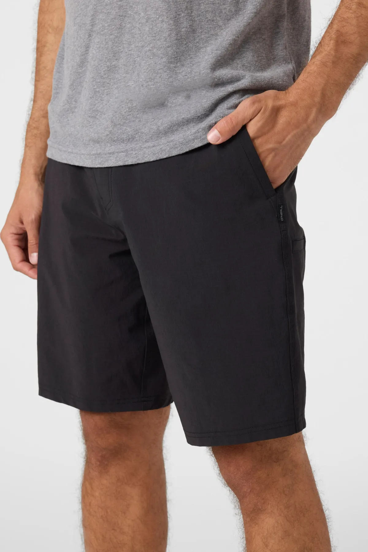 Shorts^O'Neill TRVLR Cargo 20" Hybrid Shorts - | black