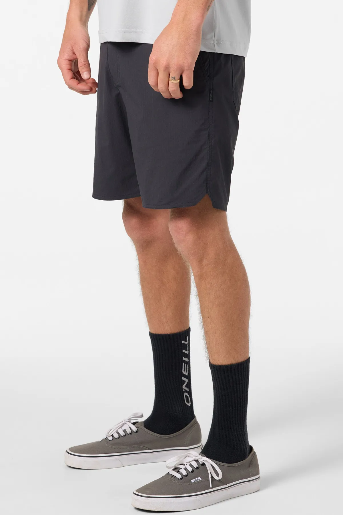 Trvlr Series|New Arrivals^O'Neill TRVLR Halfback 18" Hybrid Shorts phantom