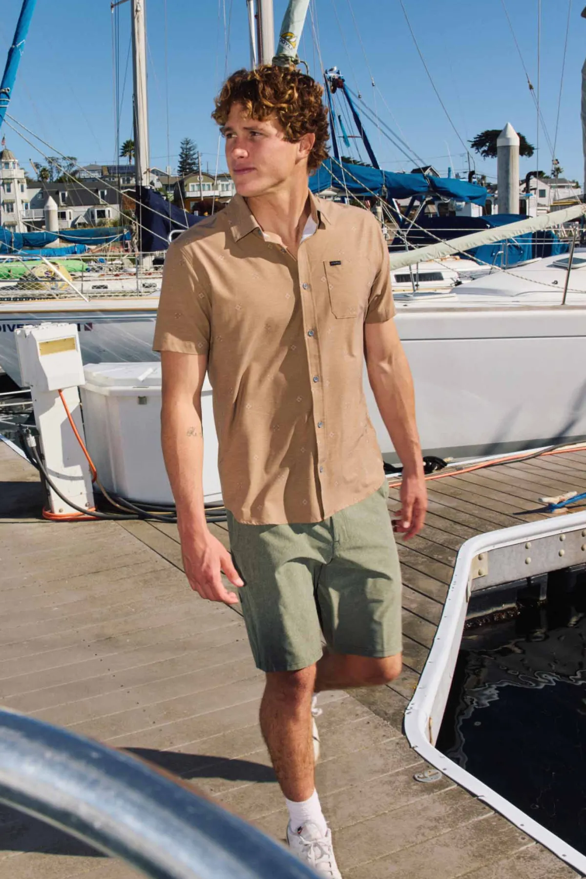 Shirts & Flannels^O'Neill TRVLR UPF Traverse Standard Fit Shirt dark khaki