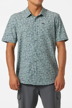 New Arrivals|Best Sellers^O'Neill Upf Slub Relaxed Wvn Shirt Relaxed Fit Shirt - | dark shadow